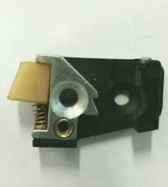 Scontro Destro Chiusura Sportello per Piaggio Ape MP - P182665 182665